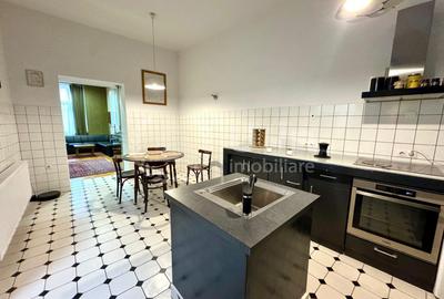 Apartament cu 2 camere 71mp la cheie | Etaj 1 | 2 Parcari | Centru - 10