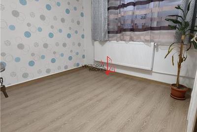 Studio Titan Pallady Opel bloc nou - 1