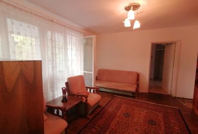 Apartament 3 camere de inchiriat, Etaj 2, Titan - Baba Novac