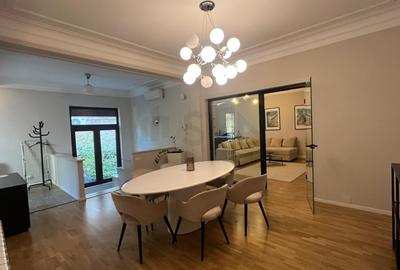 Apartament cu 5 camere semidecomandat, mobilat în Kiseleff