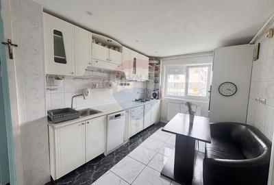 Apartament cu 4 camere de închiriat în zona Berceni - 8