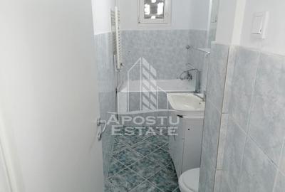 Apartament semidecomandat, renovat,2 camere,parter,Bulevardul Cetatii - 9