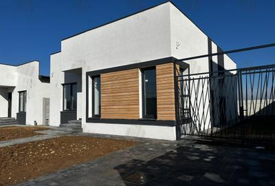 Casă individuală cu 4 camere în Berceni