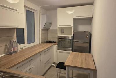 Apartament cu 2 camere decomandat în Cantemir