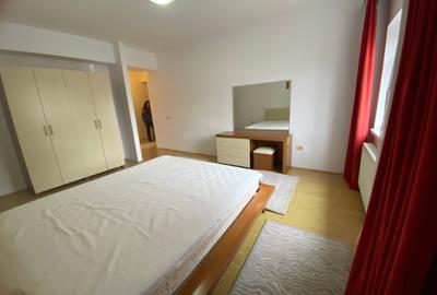 Apartament cu 2 camere decomandat, mobilat în Unirii