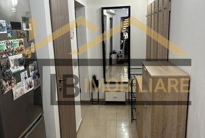 Apartament de 3 camere, 55mp, Zona Strazii Bulevardul 1848 - 14