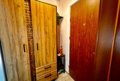 Inchiriez spatiu comercial cu acces din strada principala - 6