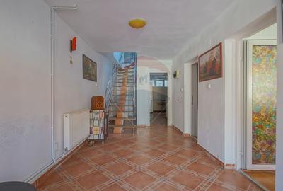 PODUL LUI GRID 13 | CASA 4 CAMERE CU DOUA BAI SI PRIVELISTE | SCHEI - 8
