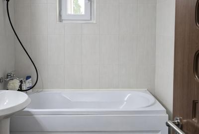 Apartament 3 camere decomandat – Nicolina 2 - 76,29 mp - renovat - 6