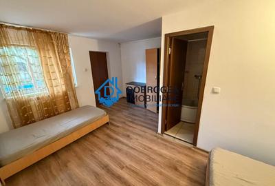 Inchiriere Casa P+1+M pentru muncitori | 30 locuri cazare | 2 bucatarii, curte - 4