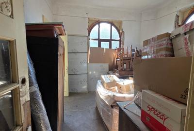 Judetul Prahova, in Poienarii Burchii, conac neoromanesc si teren 2.800 mp - 26