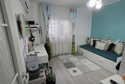 Apartament cu 3 camere, 65 mp, decomandat, 2 bai, balcon, zona Expo Transilvania - 3