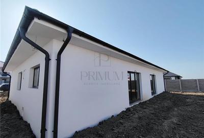 Duplex despartit - zona foarte buna - aproape de centura - toate utilitatile - 2
