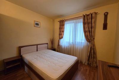 DE VANZARE-APARTAMENT 3 CAMERE-ALEXANDRU CEL BUN - 4