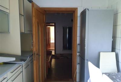 Inchiriez apartament 3 camere, et 3, mobilat, zona Doi Stejari - 13