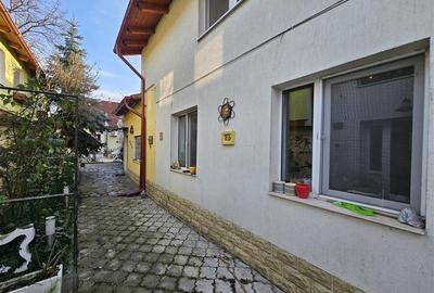 Casa spatioasa de inchiriat Bartolomeu (Curte comuna) - 6