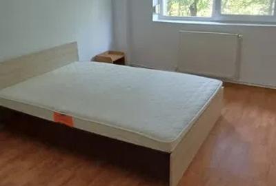 Apartament cu 2 camere, decomandat, zona Tatarasi - 2