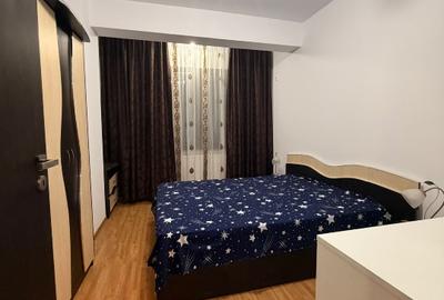 Apartament cu 3 camere decomandat în Moșilor
