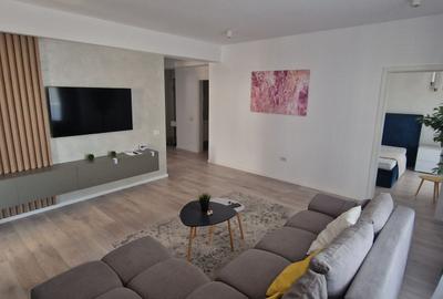 Apartament cu 2 camere decomandat, mobilat în City Park Mall