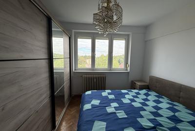 Apartament cu 3 camere decomandat, mobilat în 1 Mai