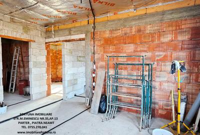 Casa la rosu si teren 615 mp, intr-un cartier de vile, Dumbrava Rosie - 4