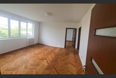Apartament Ploiești Cameliei, 44 m², 2 camere - 4