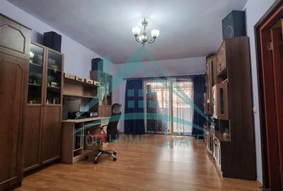 Apartament cu 2 camere decomandate, zona Porii, Floresti! - 1