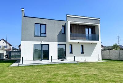 Casă de vânzare individuală, gata de mutare, 5 Camere, Garaj - 540 mp - Mobilată - 8