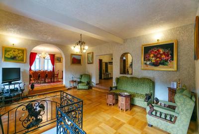 PENSIUNE 8 CAMERE - SINAIA - COMISION 0% - 4