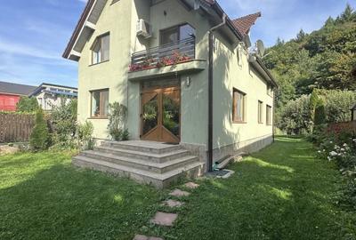 Casă individuală cu 5 camere în Florești