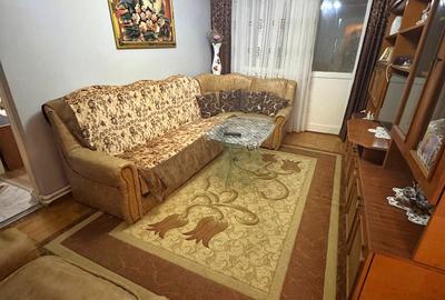 350 Euro-Inchiriere apartament 3 camere Micro 38 - 1