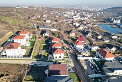 Casă individuală cu 5 camere în Hlincea