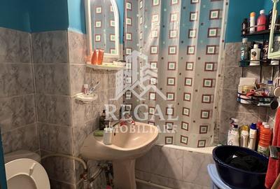 Apartament 2 camere de vânzare – Micro 7, Strada Pinilor | Etaj 10/10 - 6