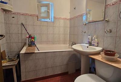 Dacia - statia Columnei, 3 camere decomandat la bulevard, liber - 8