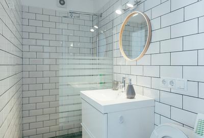 2 camere, centrală proprie, 2 AC, etaj 7 – Unirii, 3 min metrou - 5