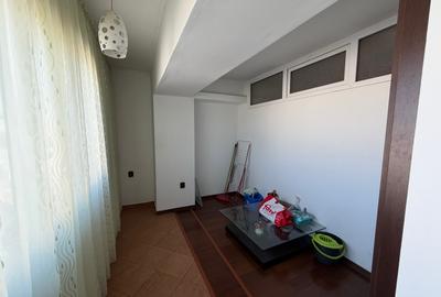 Apartament 2 camere,str.Mircea Voda,etaj 2 - 10