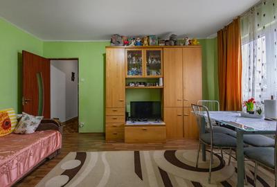 Apartament cu 2 camere semidecomandat în Est