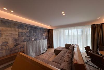 Apartament cu 3 camere semidecomandat, mobilat în Central