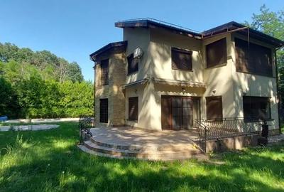 Casă individuală cu 6 camere în Corbeanca