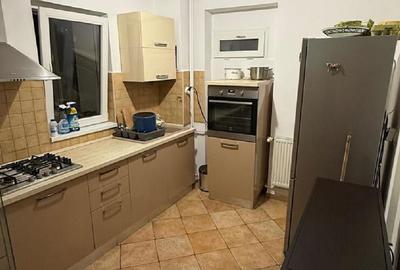 Apartament spatios Monitorul Oficial - 2
