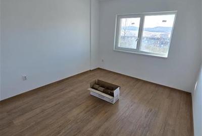 Apartament 3  camere zona Petrom - 4