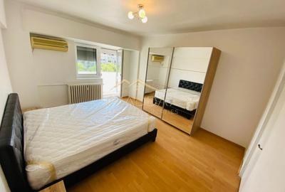 Apartament spațios cu 4 camere, vedere spectaculoasă către Palatul Parlamentului - 14