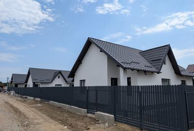 Casa 2025 Lilieci Rozelor (Apa, Canalizare, Gaz) terasa + beci - 5