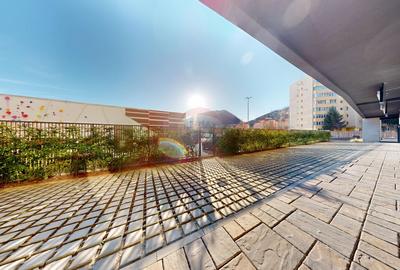 Spațiu comercial de închiriat Brașov, Răcădău, Ansamblul Cosmopolit - 1