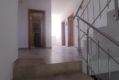 Vila P+1+M Eforie Sud 12 camere pretabil pensiune - 1