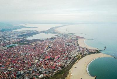 2 loturi intravilane, poziție excepțională – langa padure, lac, mare - 2
