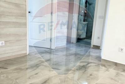 Apartament cu 4 camere de vânzare,  str. 1 Decembrie 1918 - 8