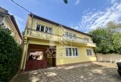 Casă individuală cu 12 camere în Șagului