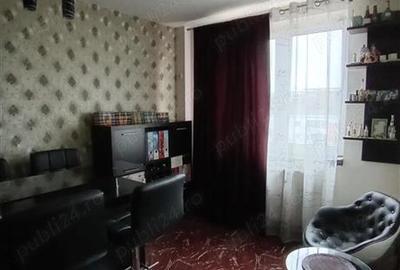 Apartament cu 3 camere decomandat, mobilat în Berceni