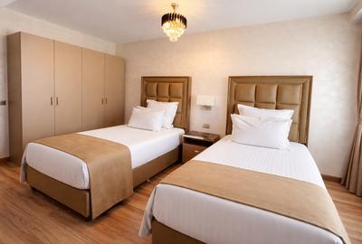 Direct proprietar 3 camere mobilat utilat 111 mp include 1 parcare supraterană - 6